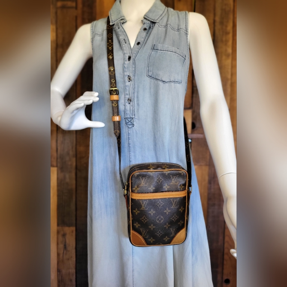 Louis Vuitton Danube Monogram Messenger Bag - Crossbody Bag